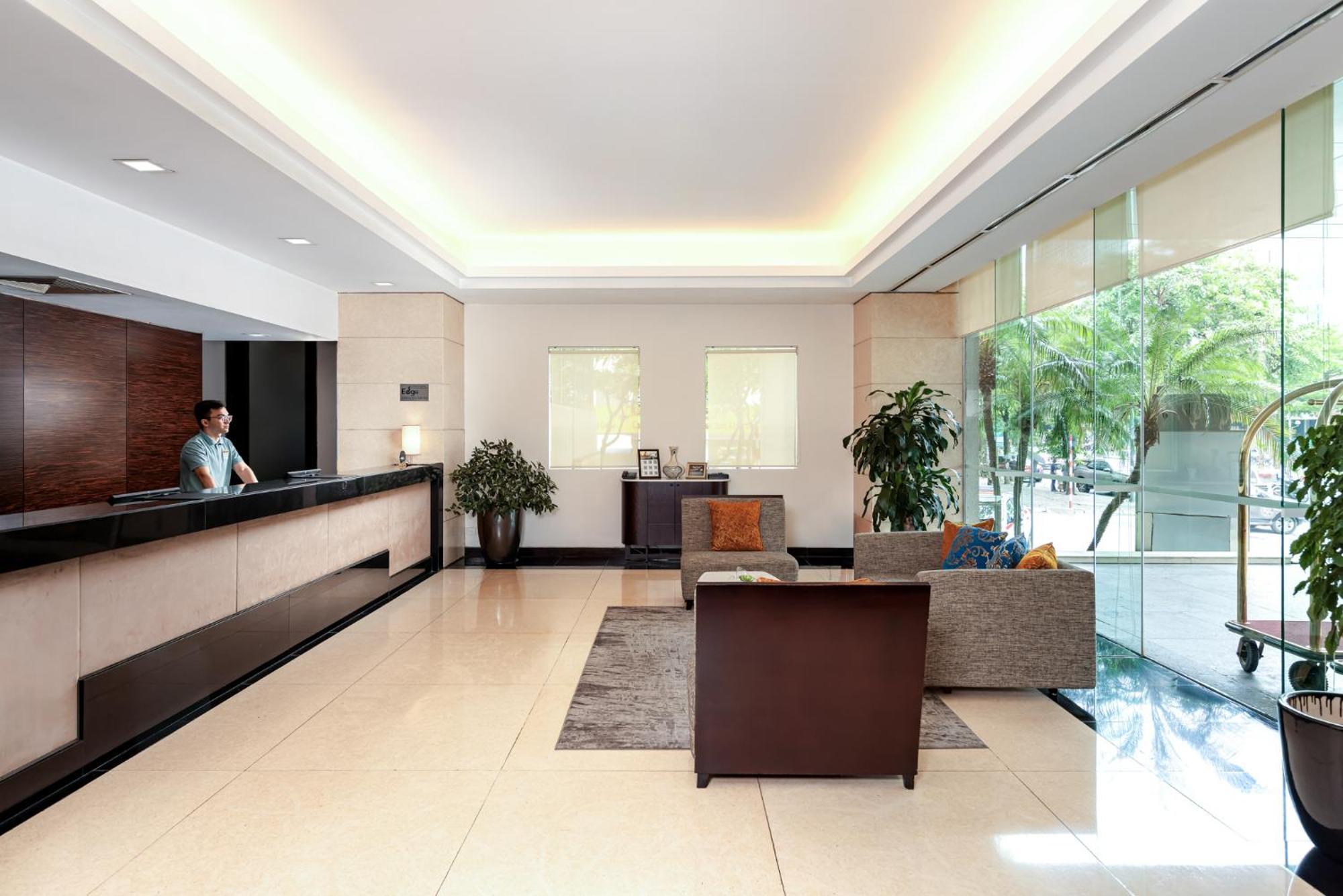 Somerset Hoa Binh Hanoi Exterior foto